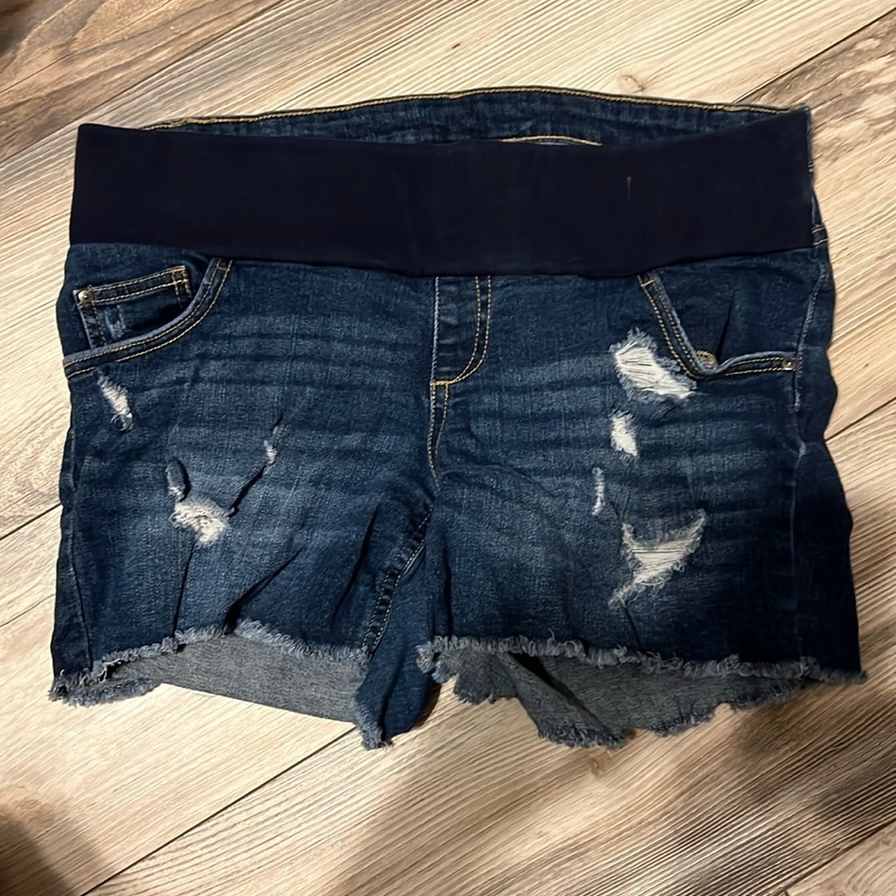 Jessica Simpson Maternity